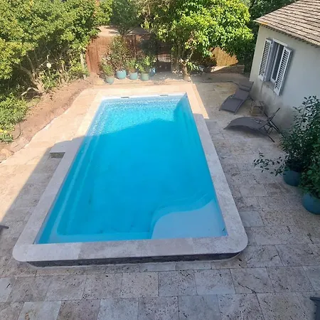 Murati 6 Pers A 5 Min De La * Sisco